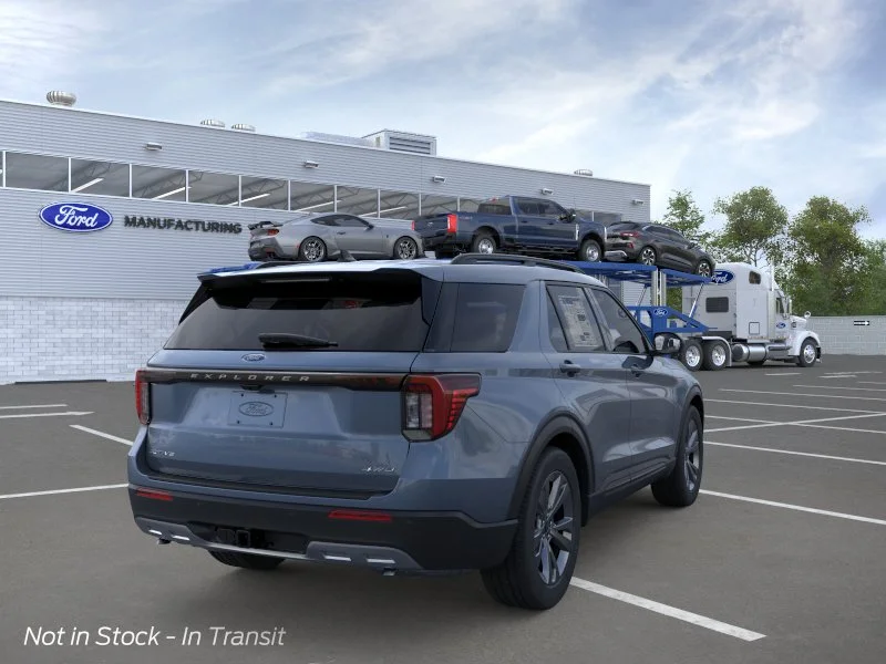 New 2026 Vapor Blue Metallic Ford Active image 24