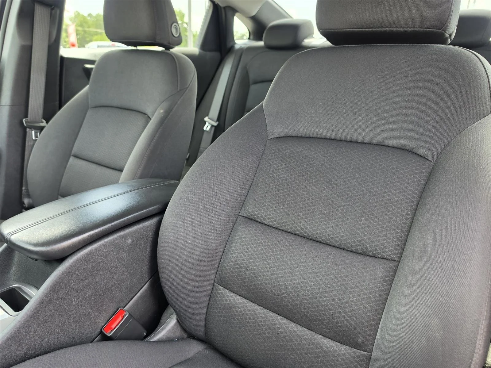 Used 2024 Sterling Gray Metallic Chevrolet LT image 18