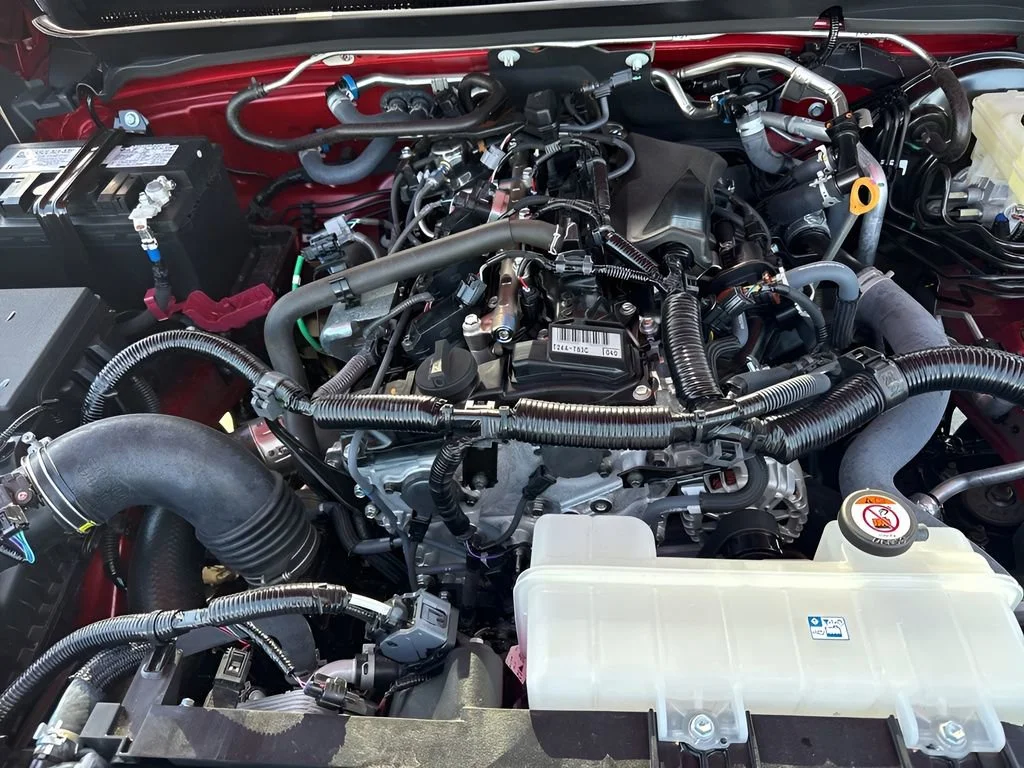 Used 2025  Toyota SR image 28