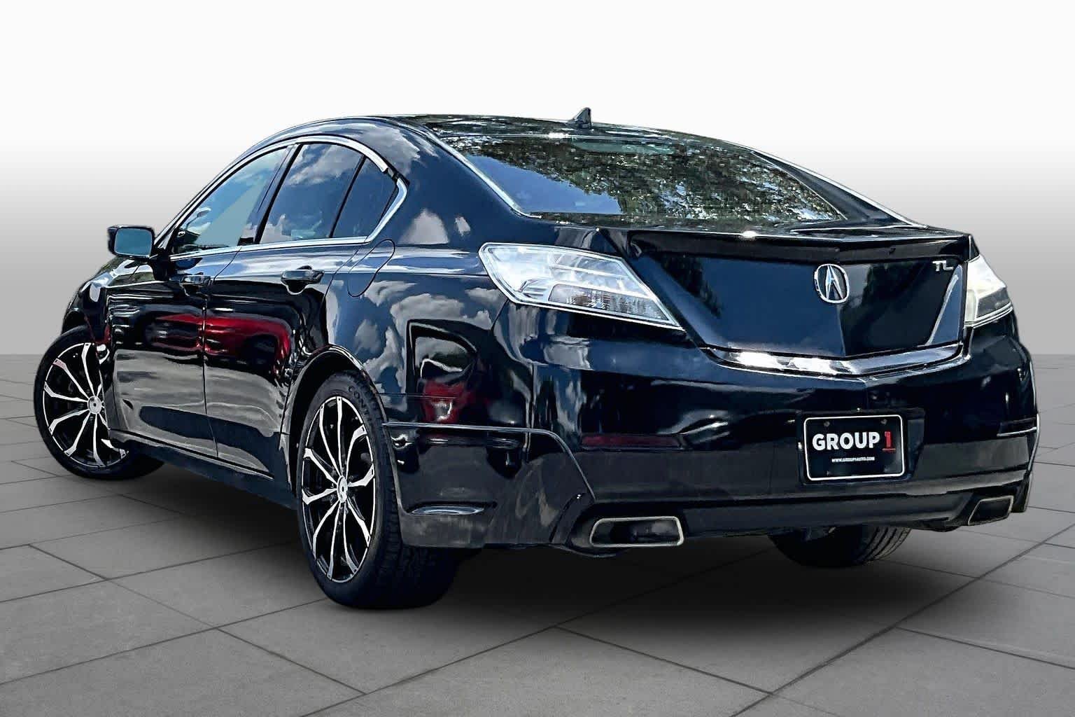 Used 2013 Crystal Black Pearl Acura Tech image 11