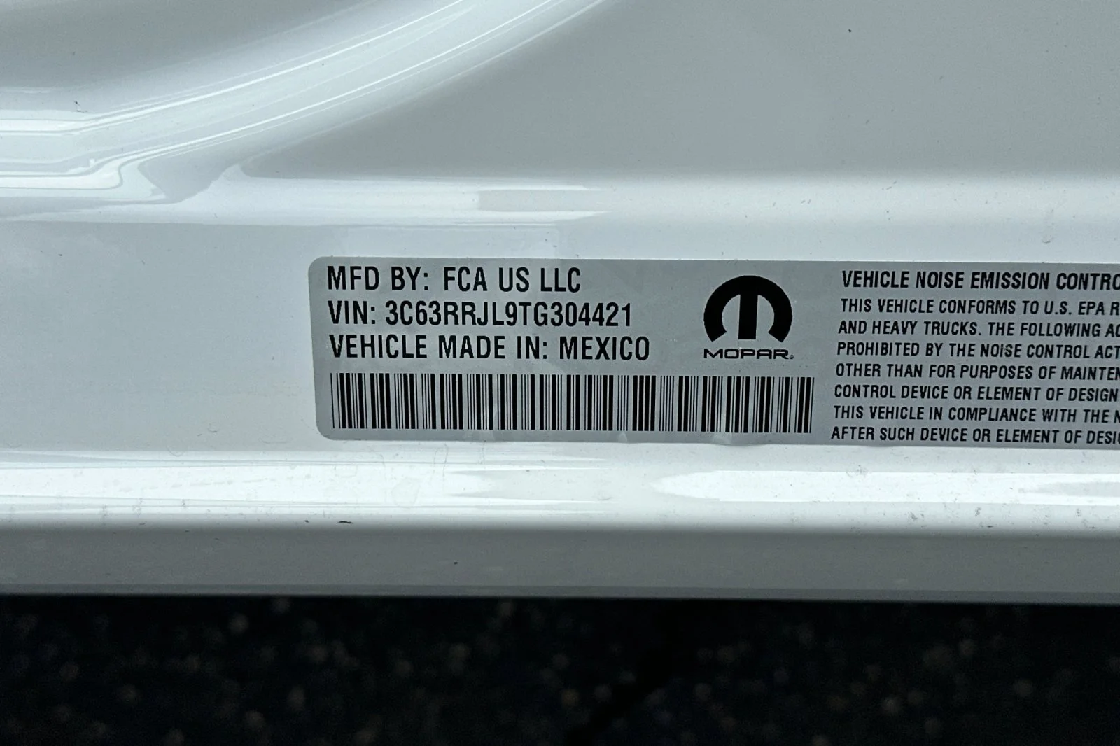 New 2026 Bright White Clear-Coat Exterior Paint RAM Laramie image 28
