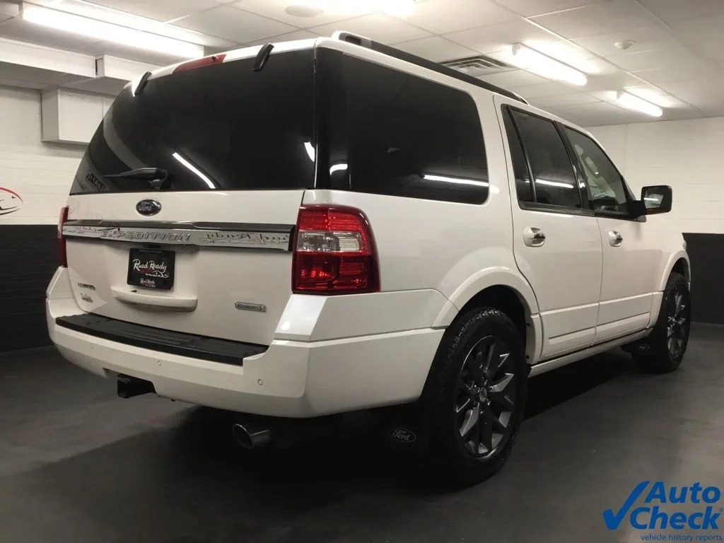 Used 2017 White Ford Limited image 10