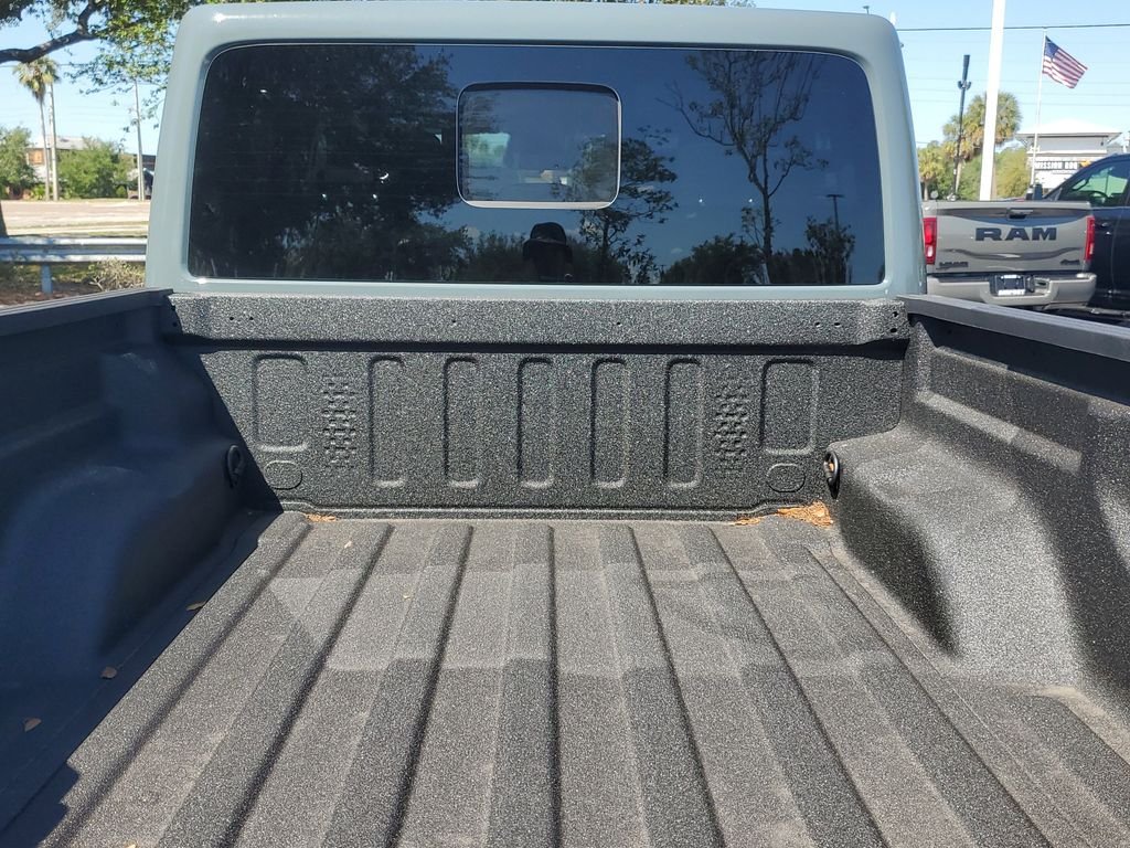 New 2026 Anvil Clear-Coat Exterior Paint Jeep Mojave image 6