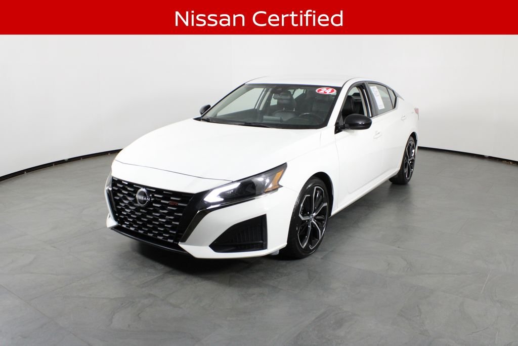 2024 Nissan Altima 2.5 SR's photo