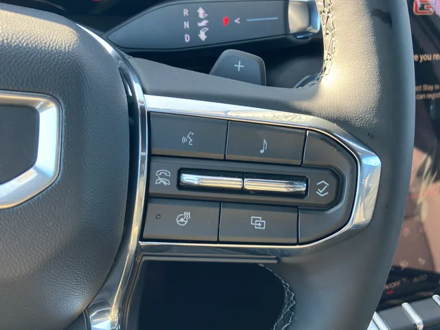 New 2026 Glacier White Tricoat GMC Elevation image 20