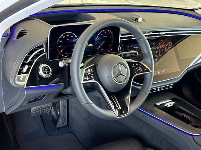2025 Mercedes-Benz E-Class E350 - Photo 12