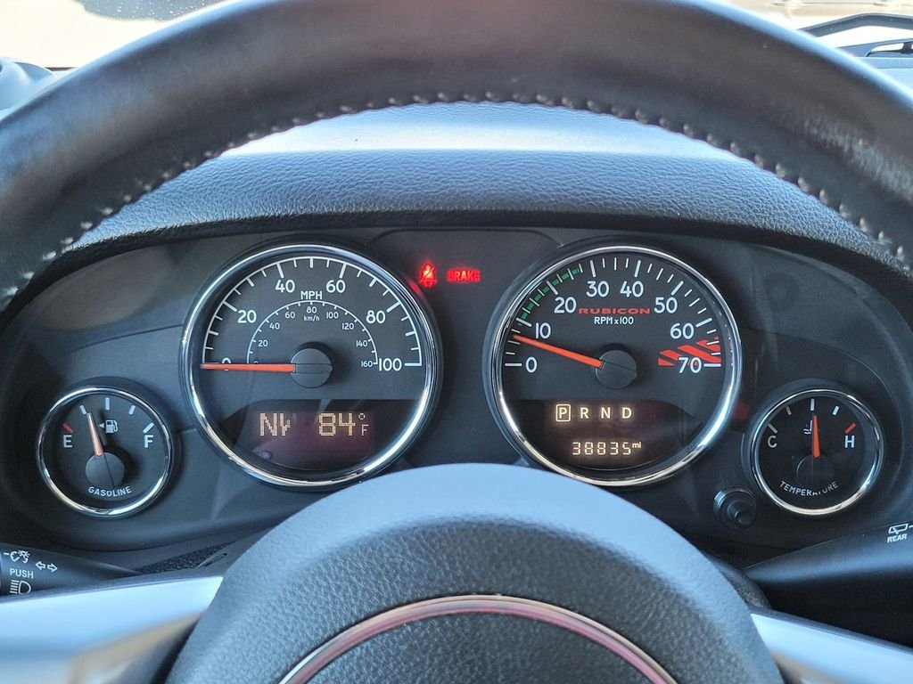 Certified Used 2016 Gray Jeep Unlimited Rubicon image 23