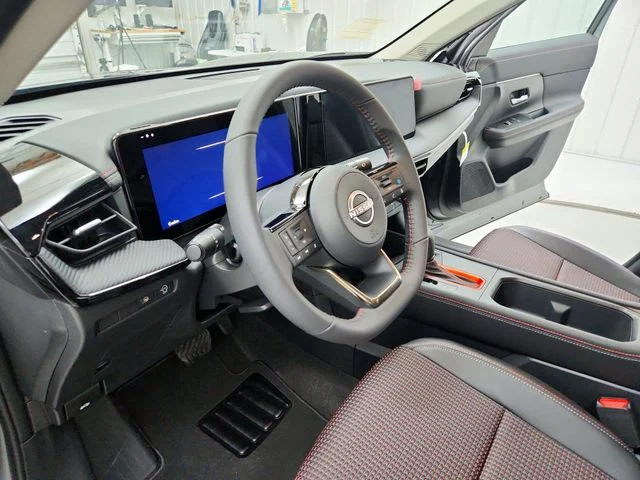 New 2026 Gray Nissan SR image 18