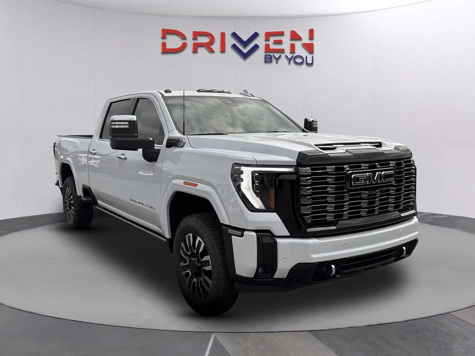 New 2026 Glacier White Tricoat GMC Denali Ultimate image 2