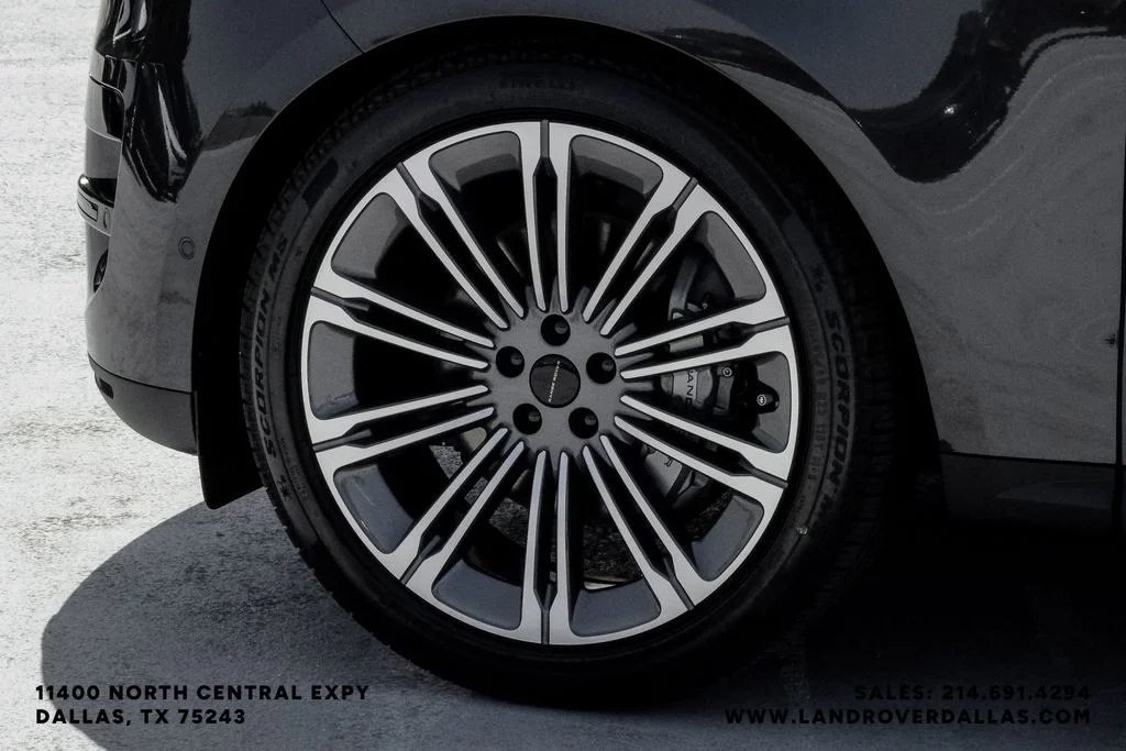 New 2026 Carpathian Gray Land Rover SE image 48
