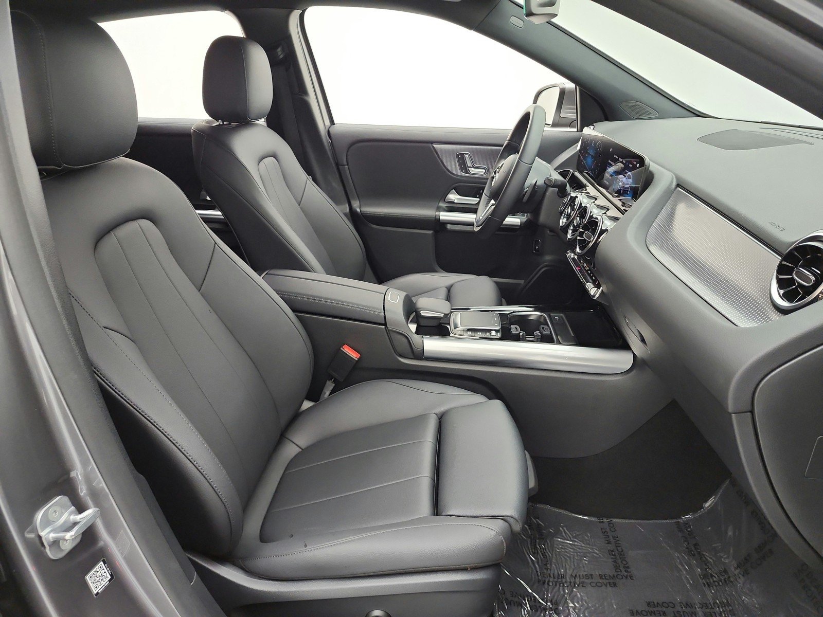 Used 2023 Mountain Grey Metallic Mercedes-Benz GLA 250 SUV image 18