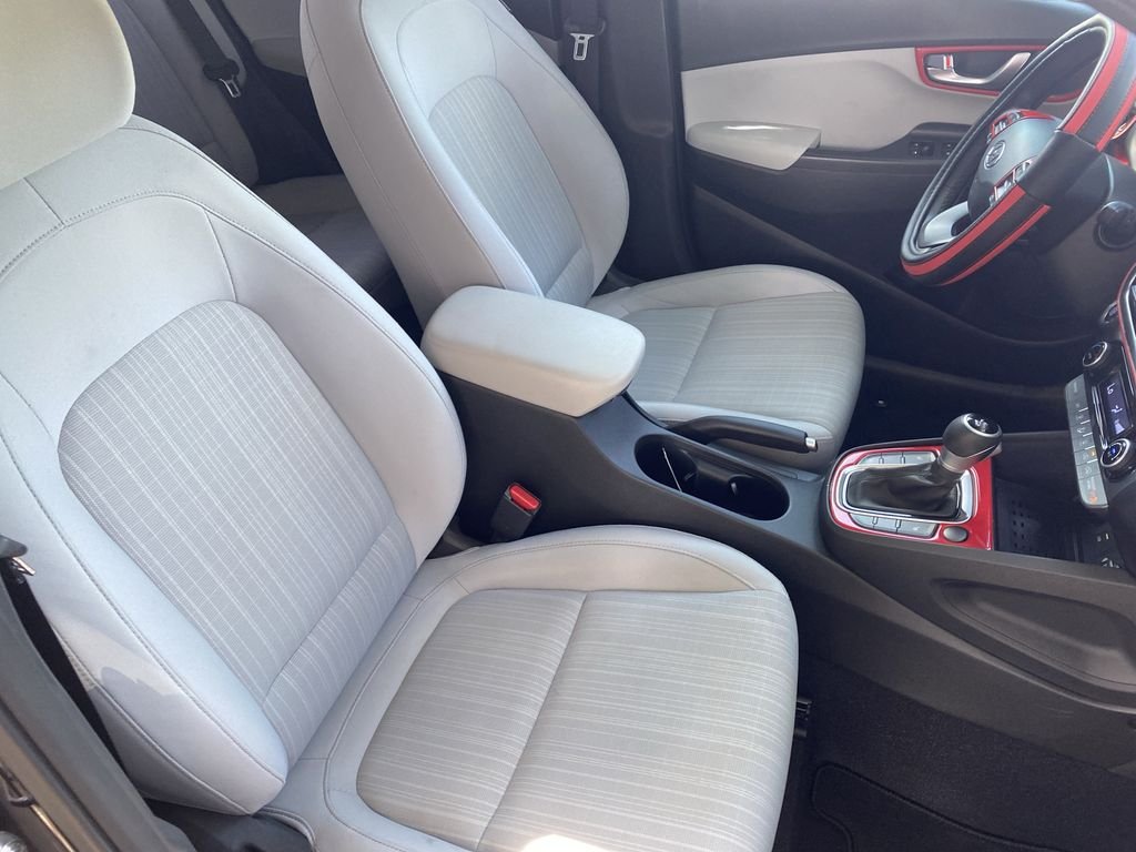 Used 2022 Ultra Black Pearl Hyundai SEL image 31
