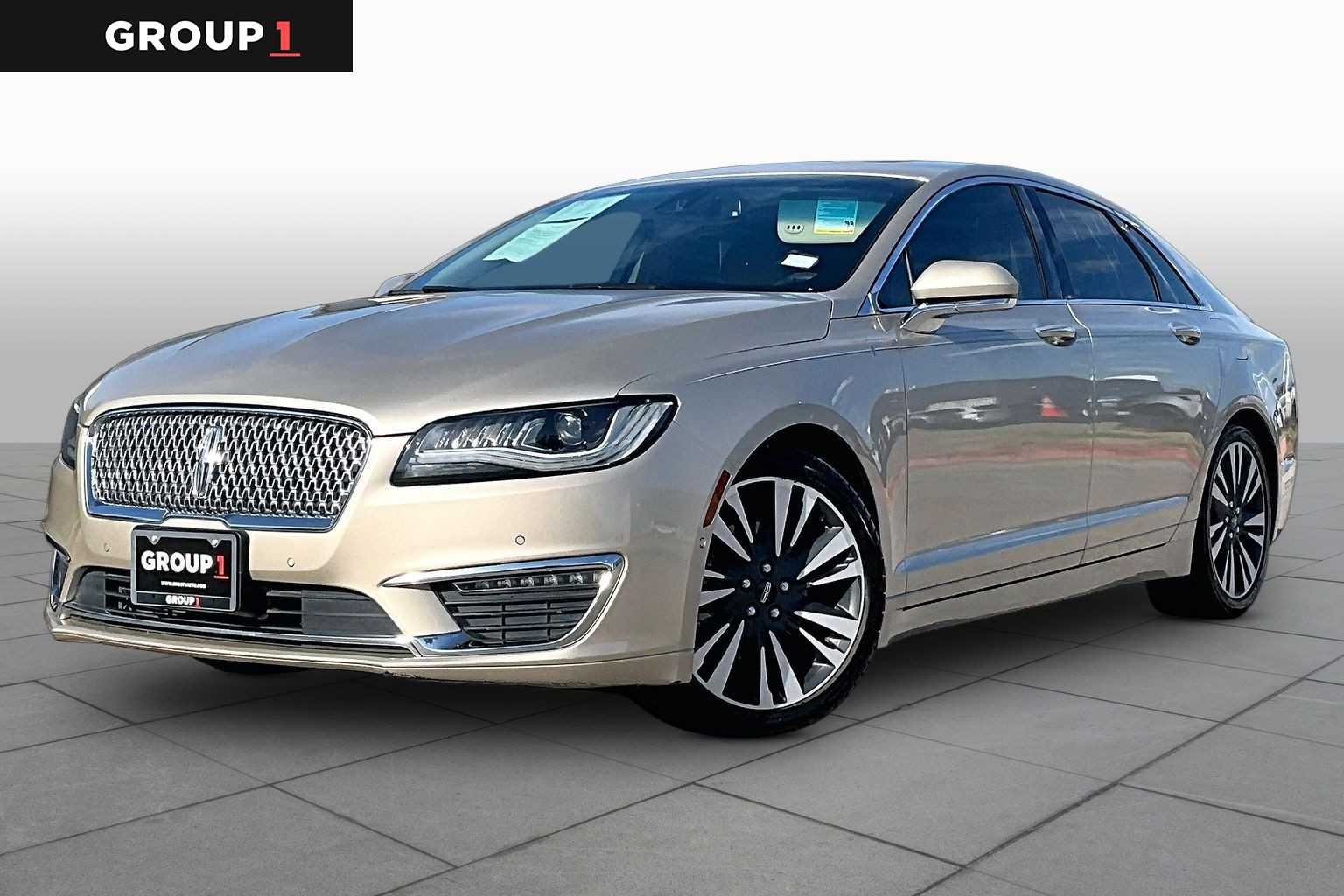 Pre-Owned 2017 Lincoln MKZ Hybrid Reserve