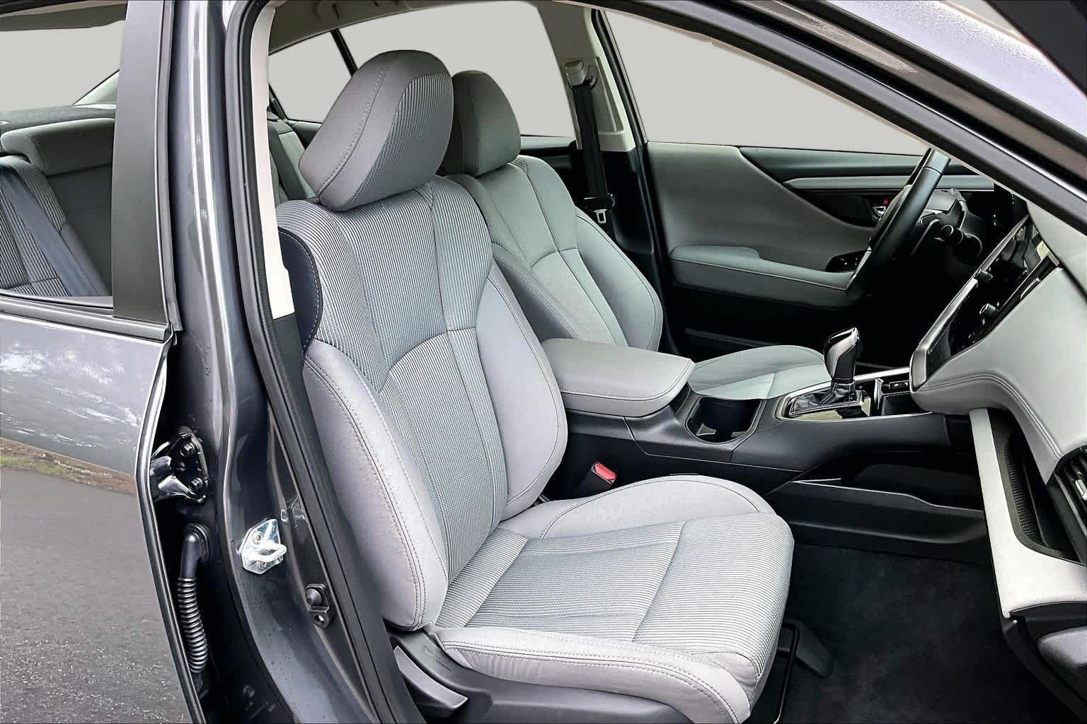 Used 2025 Magnetite Gray Metallic Subaru Premium image 9