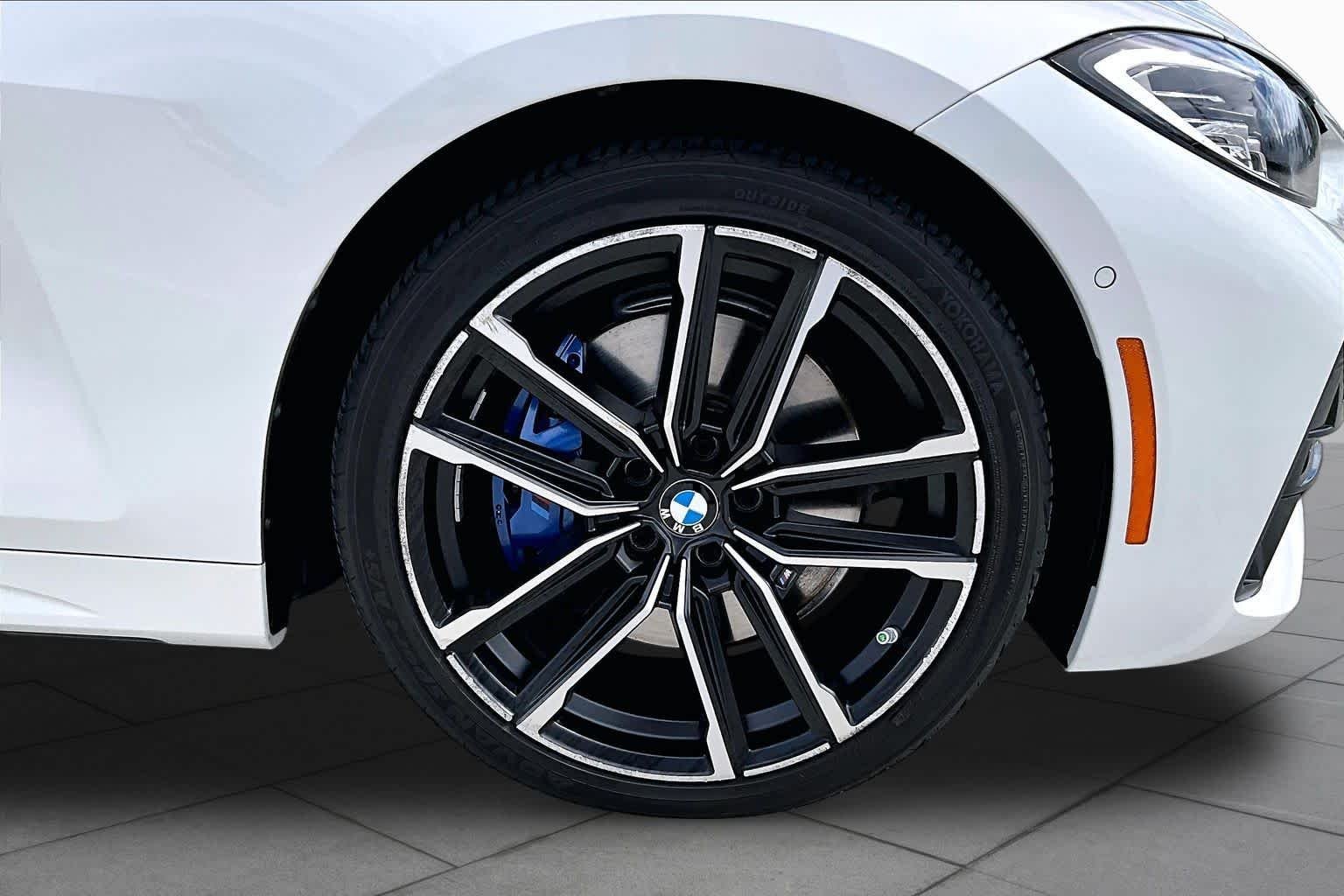 Used 2024 Mineral White Metallic BMW 430i xDrive image 9
