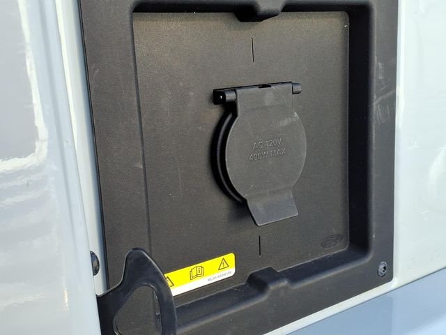 Used 2023 Avalanche Ford XLT image 14