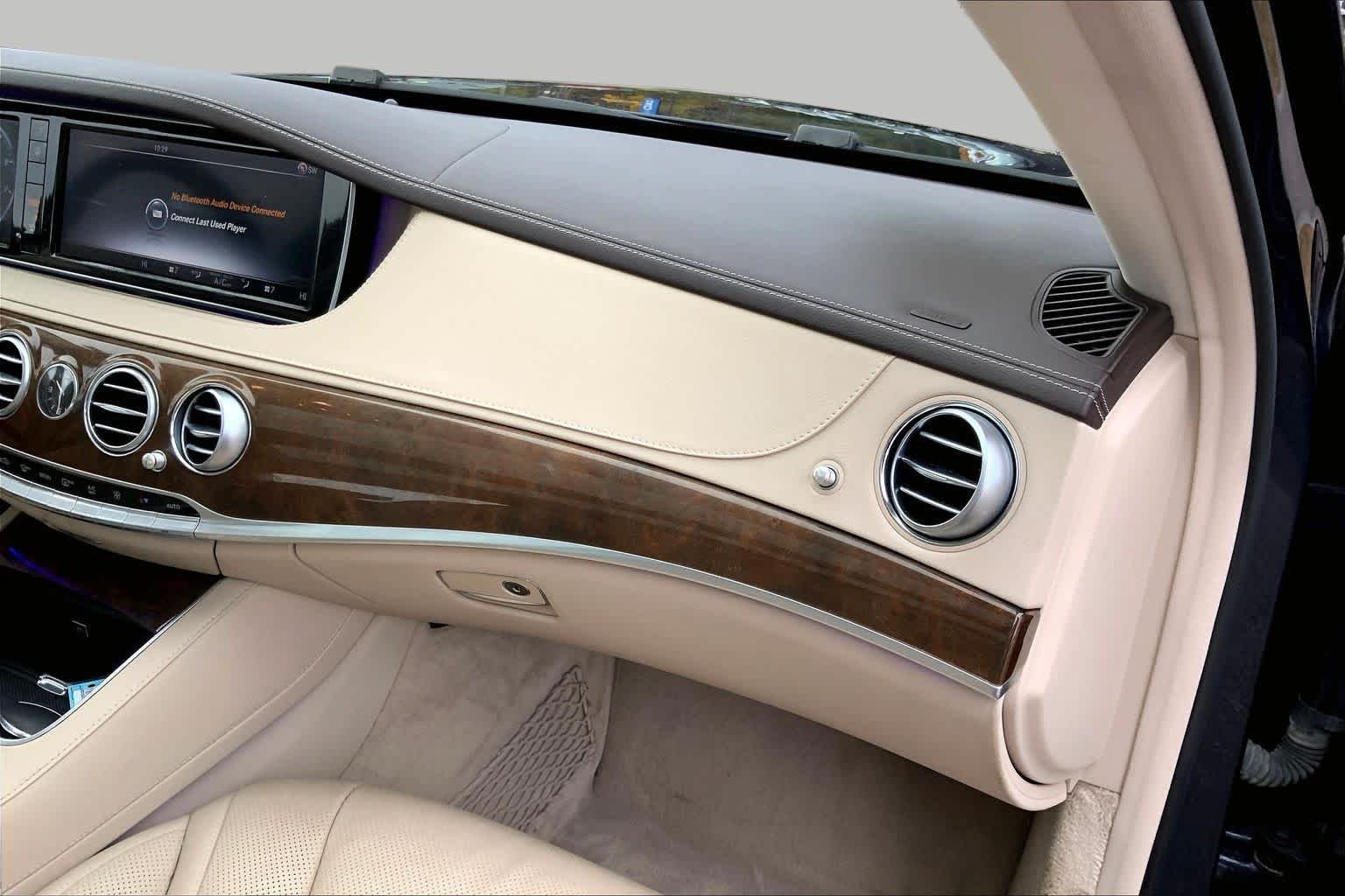 Used 2015 Lunar Blue Metallic Mercedes-Benz S 550 image 19