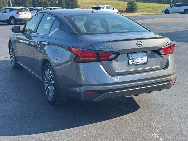 Used 2024 Gray Nissan 2.5 SV image 7
