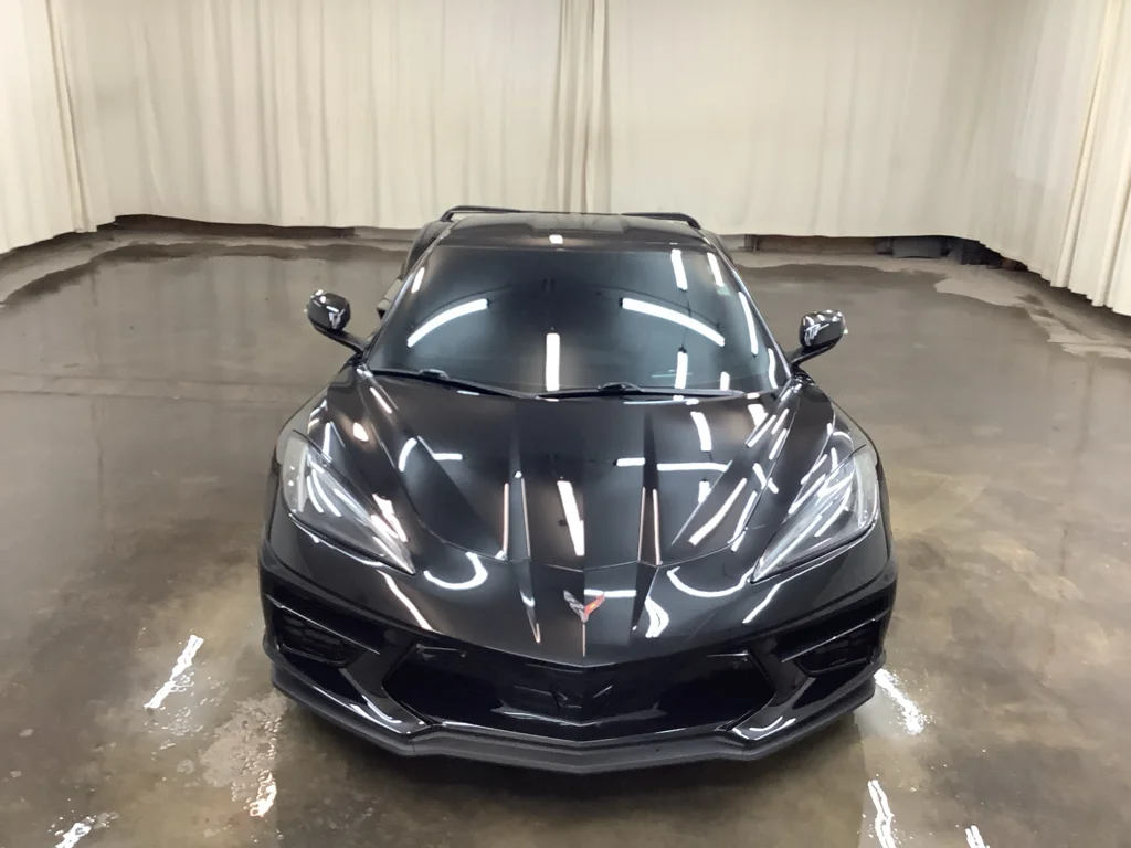Used 2023 BLACK Chevrolet 3LT image 3