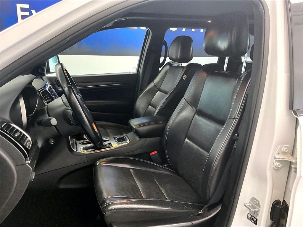 Used 2021 Bright White Clearcoat Jeep Limited image 10