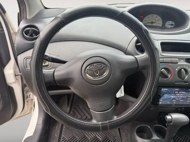 2004 Toyota Echo Base - Photo 12