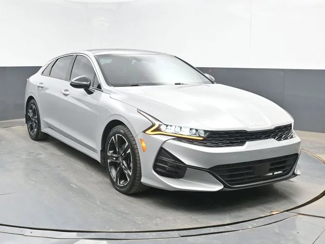 Used 2024 Gray Kia GT-Line image 2