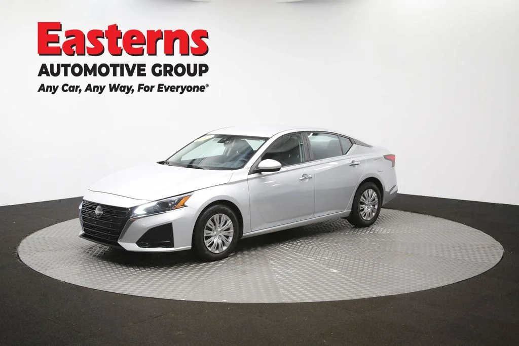 Used 2023 Silver Nissan 2.5 S image 54