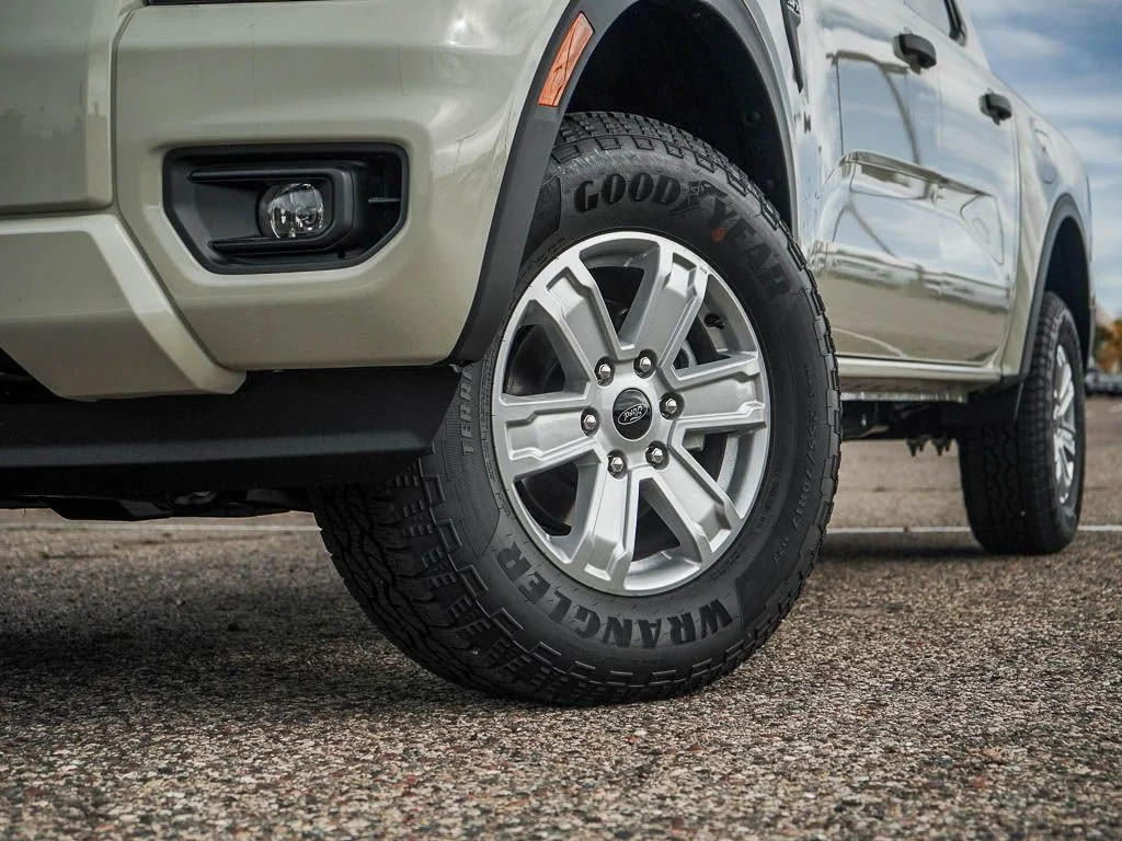 New 2026 Desert Sand Ford XL image 5