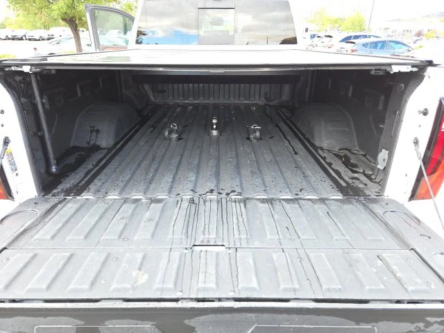 Used 2024 White GMC Denali image 19