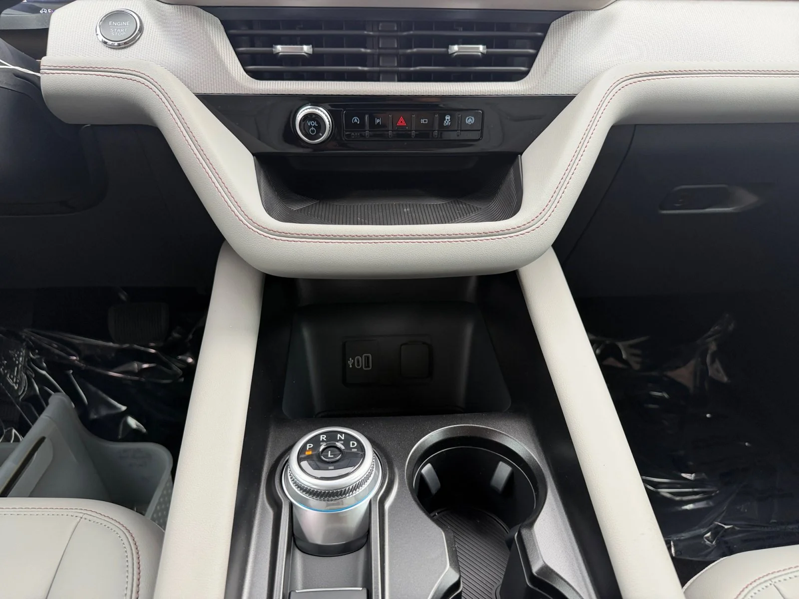New 2026 Carbonized Gray Metallic Ford Active image 12