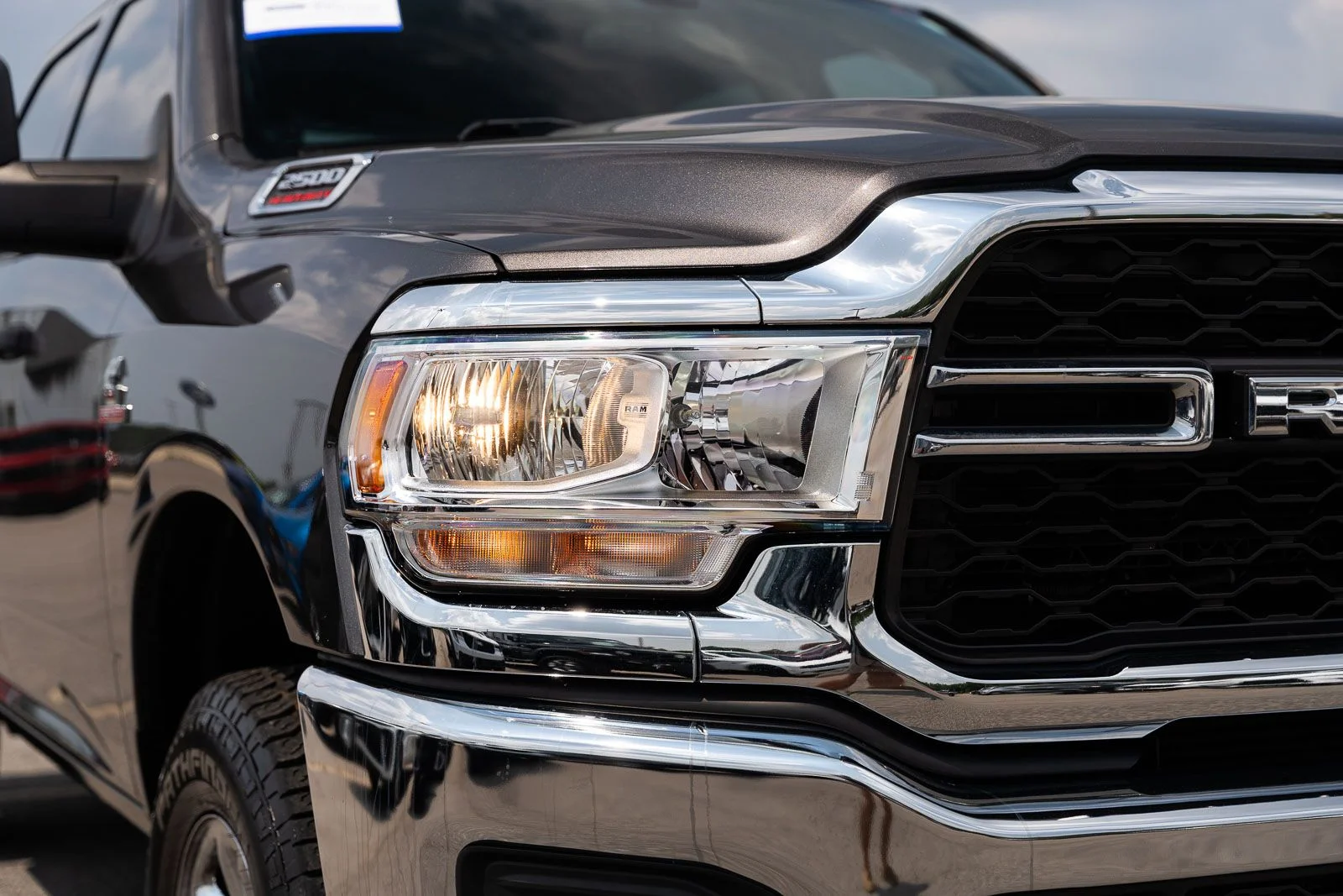 Used 2023 Gray Ram Tradesman image 7