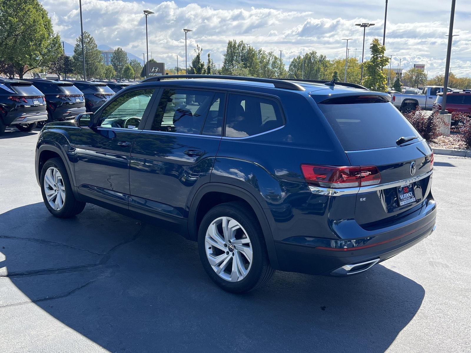 2023 Volkswagen Atlas SE w/Tech - Photo 18