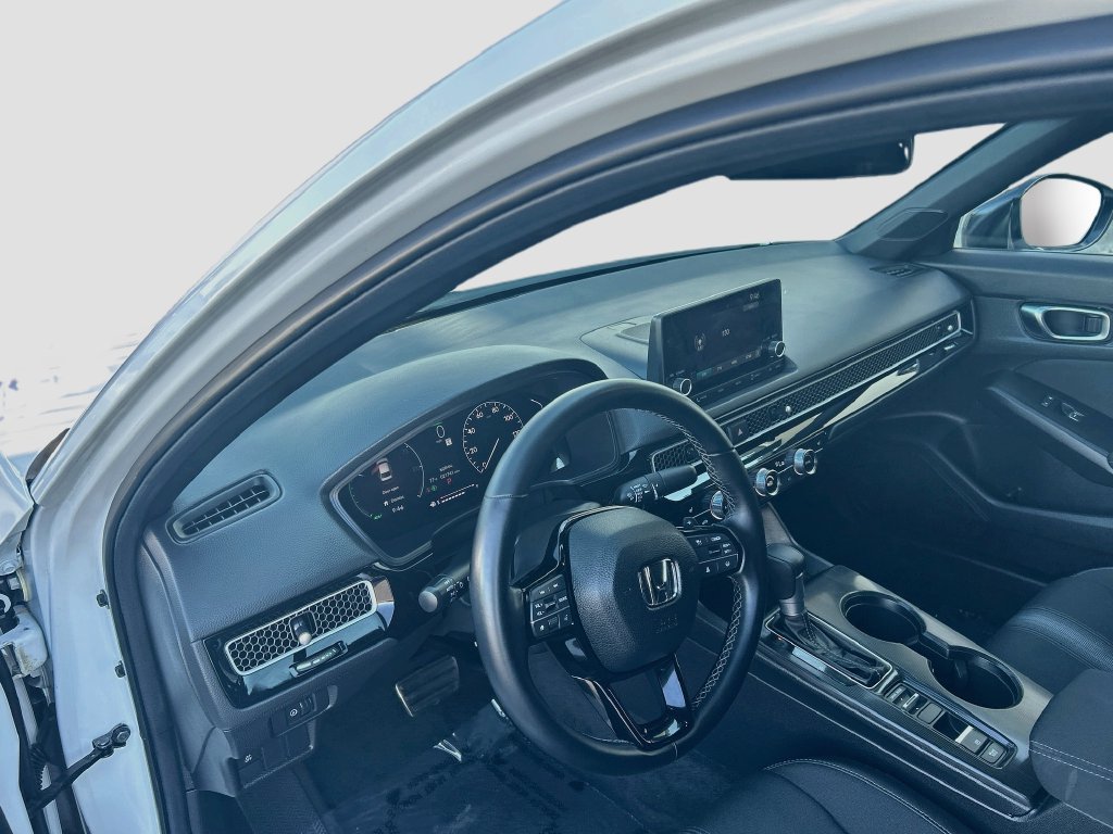 Used 2025 Platinum White Pearl Honda Sport image 9