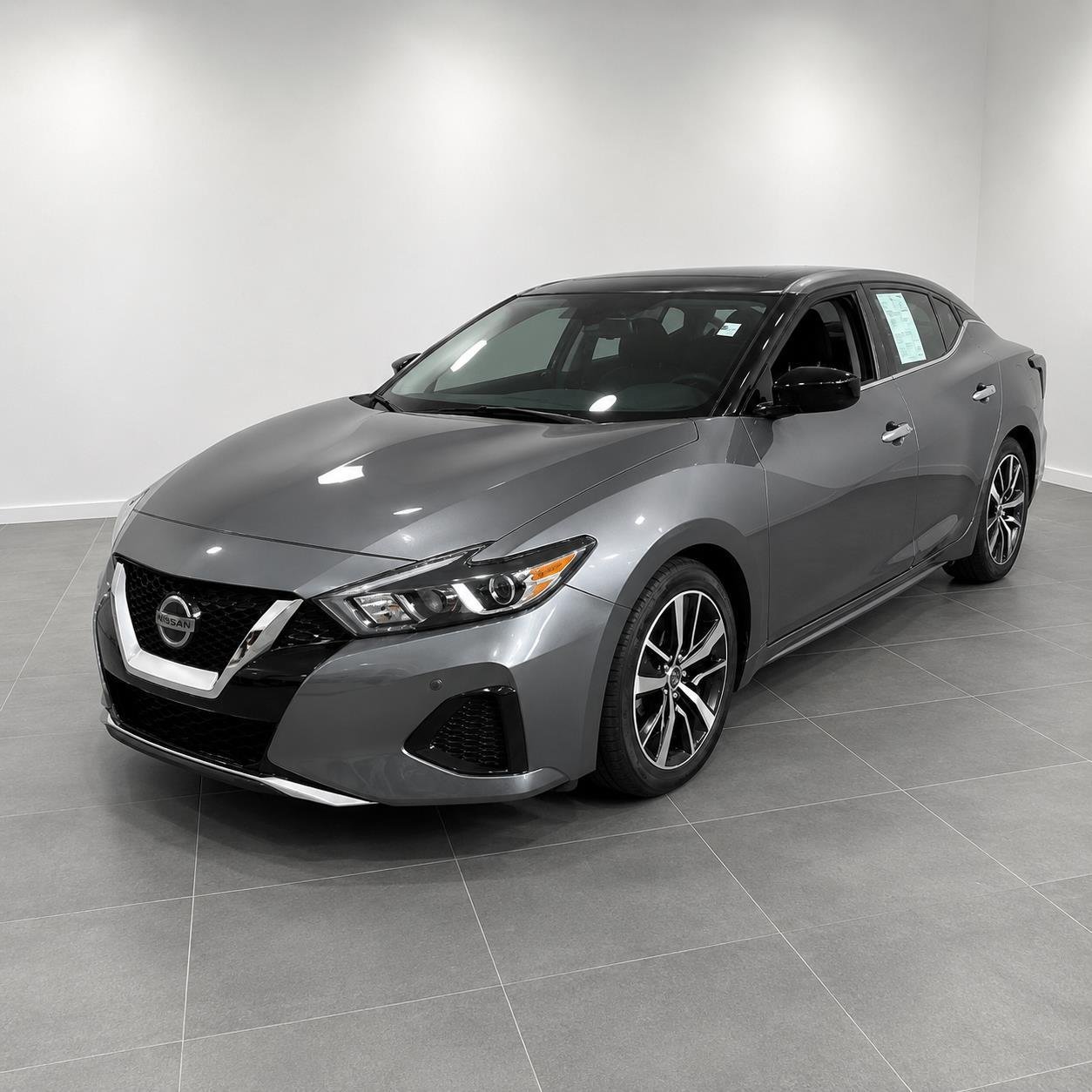 2020 Nissan Maxima S's photo