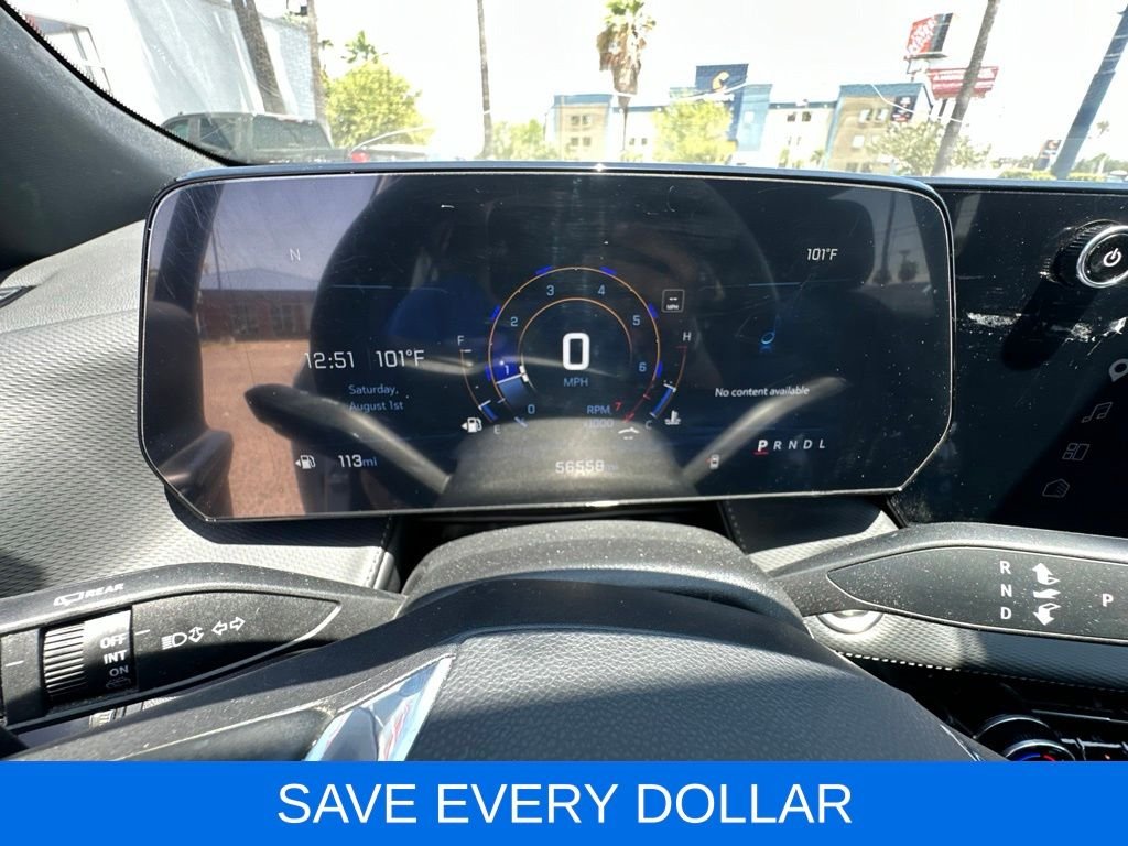 Used 2025 White Chevrolet LT image 8