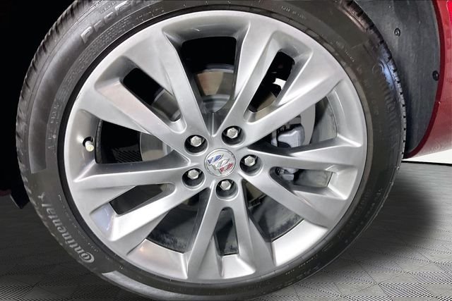 Used 2023 Red Buick Avenir image 30