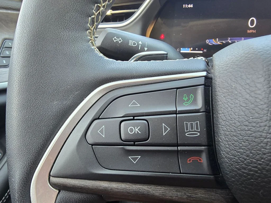 Used 2023 White Jeep Limited image 26