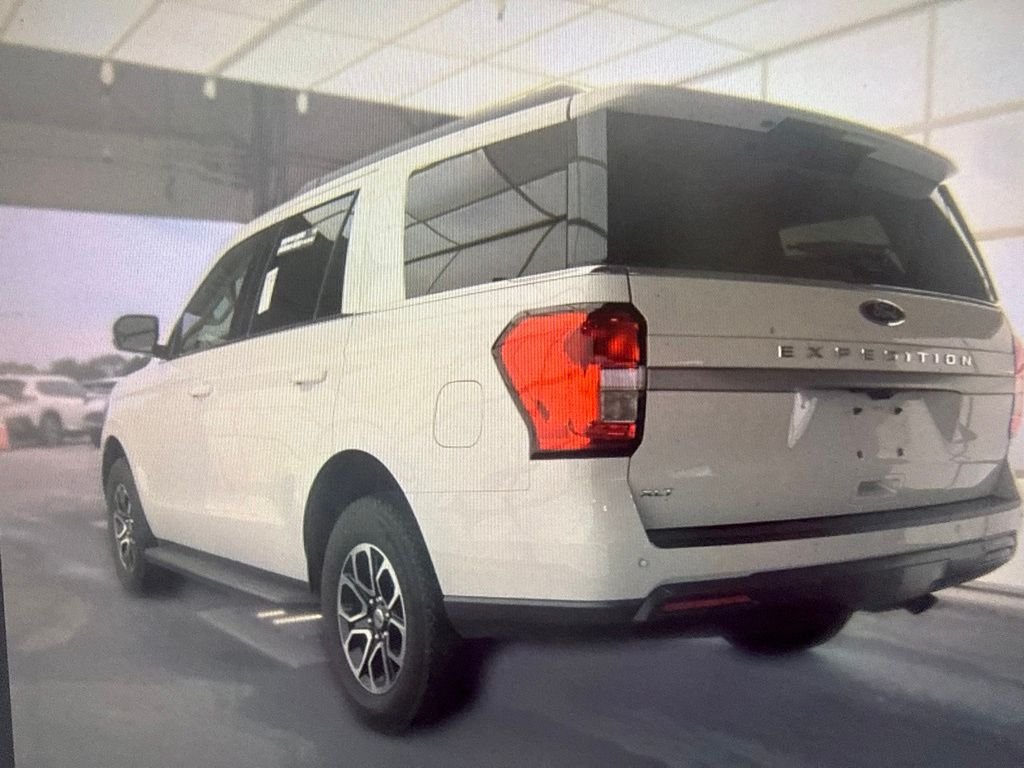 Used 2024 White Ford XLT image 4