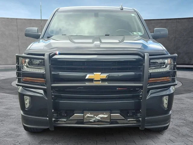 Used 2017 Gray Chevrolet LT image 7