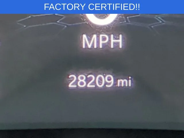 Used 2023 White Jeep Limited image 23