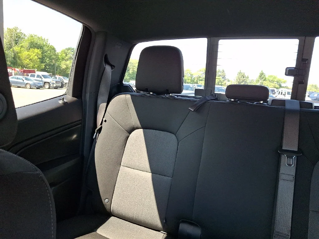 Used 2024 Summit White Chevrolet Trail Boss image 19