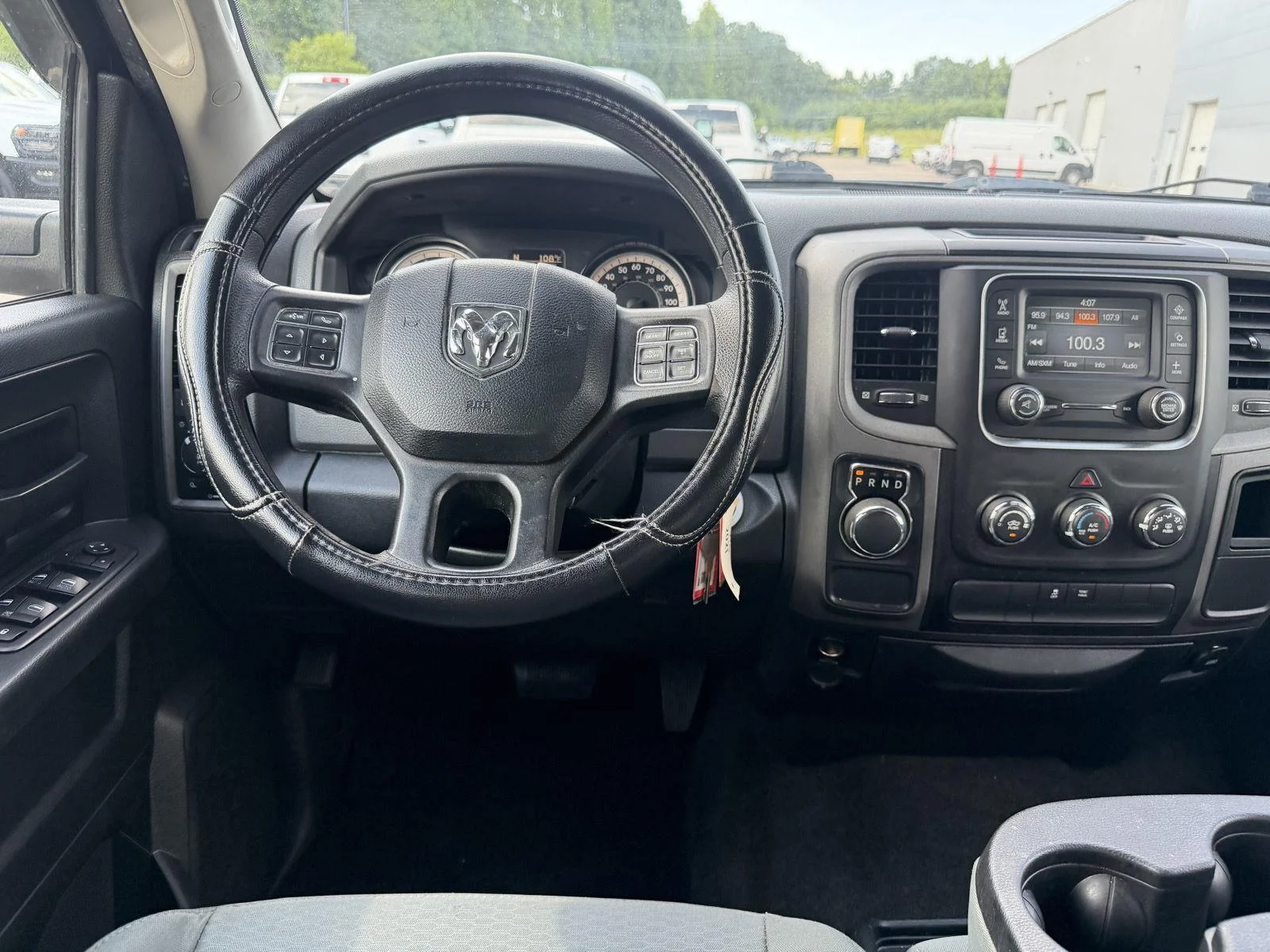 Used 2018 Maximum Steel Metallic Clearcoat Ram Express image 8