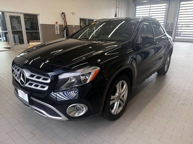 Used 2019 Black Mercedes-Benz GLA 250 image 7