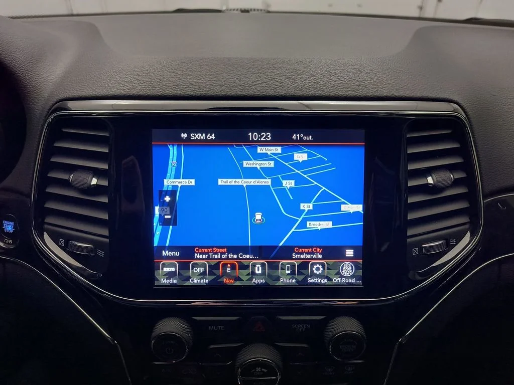 Used 2020 Slate Blue Pearlcoat Jeep Trailhawk image 25