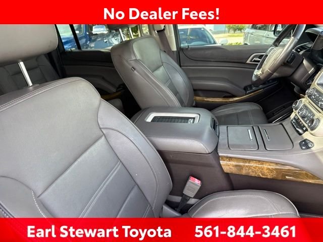Used 2017 Silver GMC Denali image 38