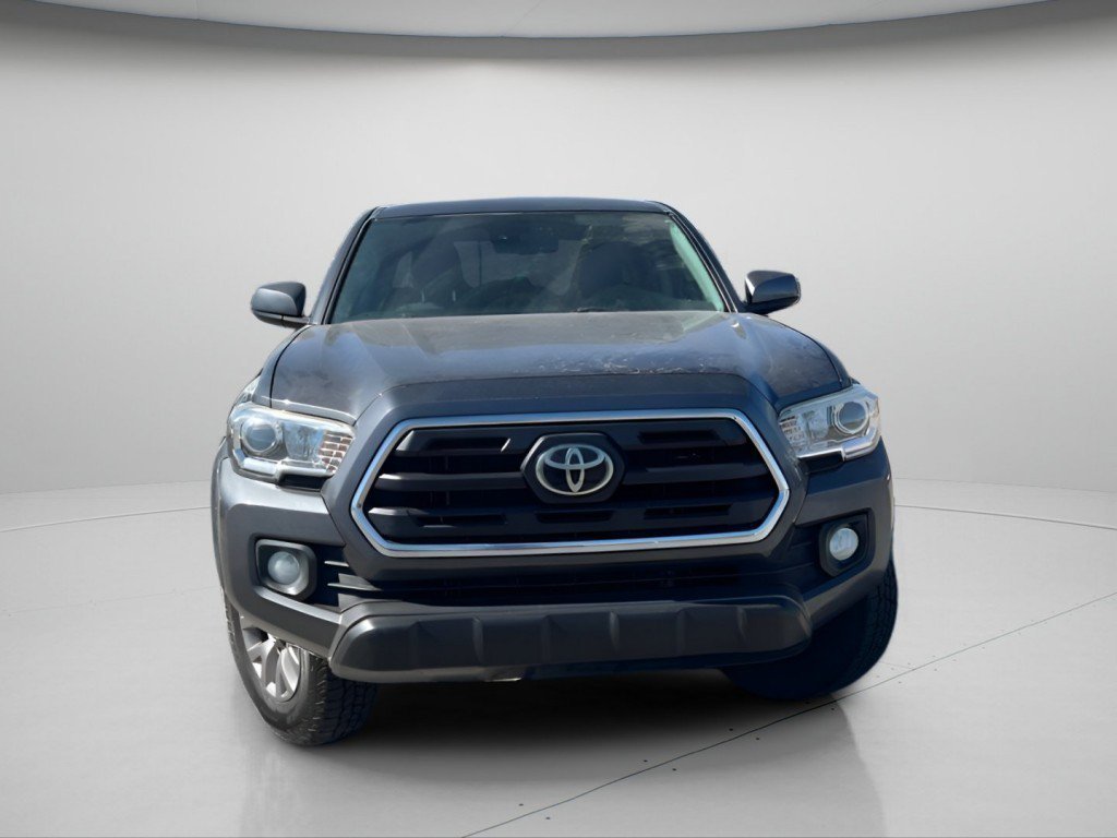Used 2018 Magnetic Gray Metallic Toyota SR5 image 17