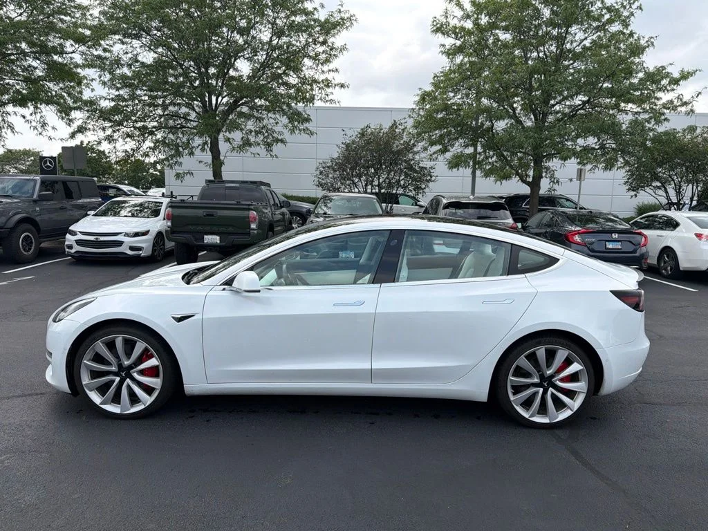 Used 2018 Tesla Model 3 Long Range Dual Motor with VIN 5YJ3E1EB0JF055811 for sale in Schaumburg, IL
