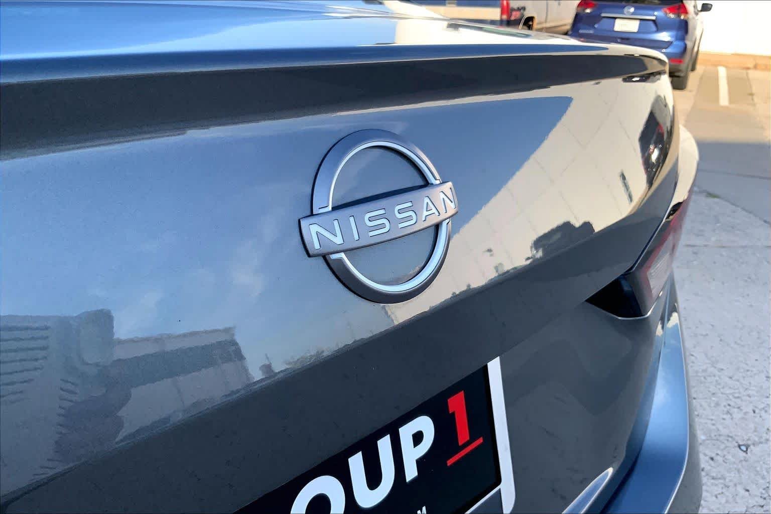 Used 2025 Gun Metallic Nissan SV image 10