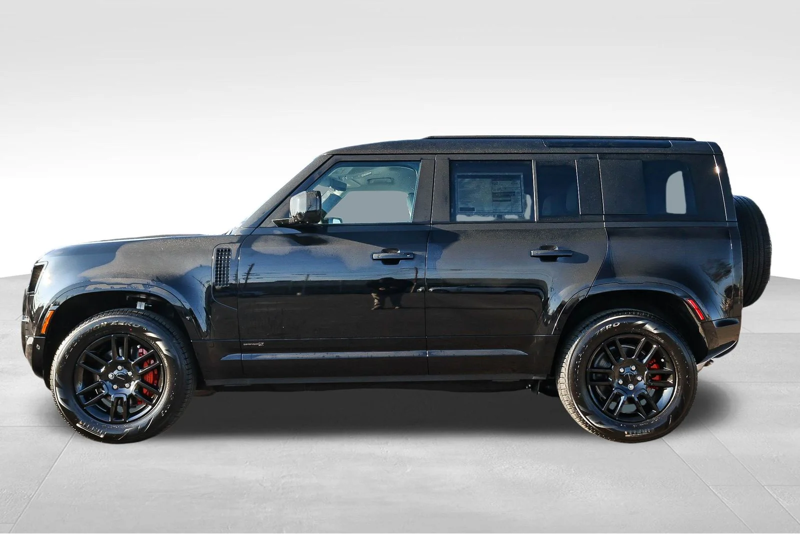 New 2026 Santorini Black Land Rover X image 7