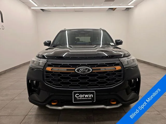 New 2026 Agate Black Metallic Ford Tremor® image 7